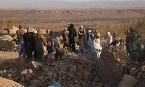 Afghanistan Earthquake: अफगानिस्तान में भूकंप से मरने वालों की संख्या बढ़कर 2,445 हुई, 9,200 से ज्यादा लोग घायल