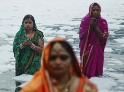 Chhath Puja Politics: छठ पूजा को लेकर इन दो दलों में शुरू हुई राजनीति