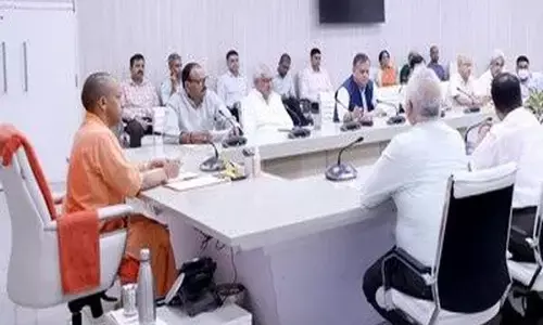 UP News Today: अब यूपी में 62 की जगह 65 वर्ष हुई रिटायर होने की उम्र