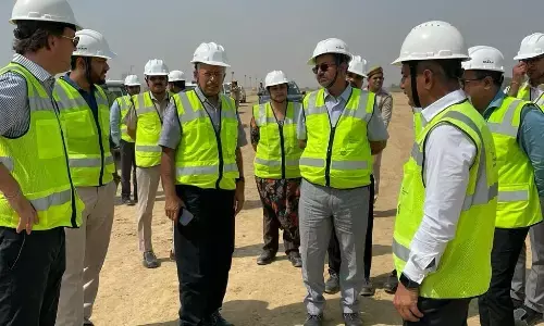 Jewar Airport: जेवर एयरपोर्ट के रनवे का काम 70 प्रतिशत और एटीसी टावर के 6 फ्लोर पूरे, अपर मुख्य सचिव ने किया निरीक्षण