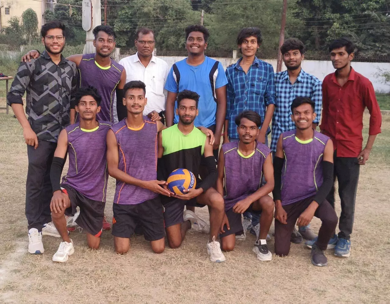 जीइसी बिलासपुर वॉलीबॉल टीम ने जे के कॉलेज को दी मात जीइसी बिलासपुर वॉलीबॉल टीम ने जे के कॉलेज को दी मात