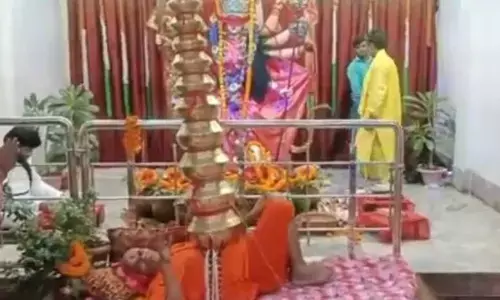 Bihar News: नवरात्रि 2023: सीने पर 21 कलश, मां दुर्गा के अनोखे भक्त, साधना का 21वां साल