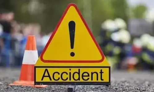Karnataka Road Accident: कर्नाटक में तेज रफ्तार ट्रक ने चार लोगों को कुचलकर मार डाला