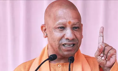 Lucknow News: CM योगी की फटकार के बाद राजस्व संबंधी मामलों के निपटारे में आयी तेजी