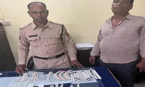 Korba News: पुलिस को चेकिंग के दौरान मिली सफलता, 2 किलो चांदी जब्त