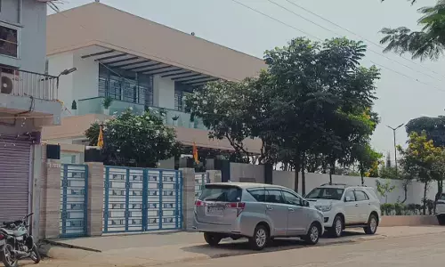 ED Raid in Chhattisgarh: छत्‍तीसगढ़ में ईडी का छापा: राईस मिल एसोसिएशन के अध्‍यक्ष सहित रायपुर, दुर्ग और कोरबा में 20 स्‍थानों पर ईडी ने दी दबिश, देखें वीडियो