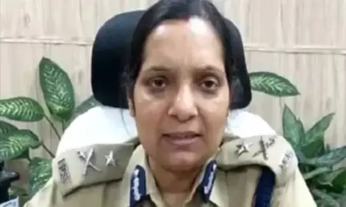 Noida News: गैंगस्टर एक्ट में 8 करोड़ की संपत्ति को कुर्क करने का कमिश्नर ने आदेश