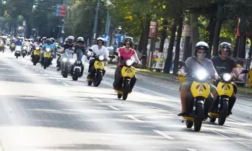 ई-स्कूटर से दुर्घटनाओं के मामले बढ़े: शोध में खुलासा, बच्चों और किशोरों में चोट लगने की संख्या में 71 प्रतिशत की वृद्धि