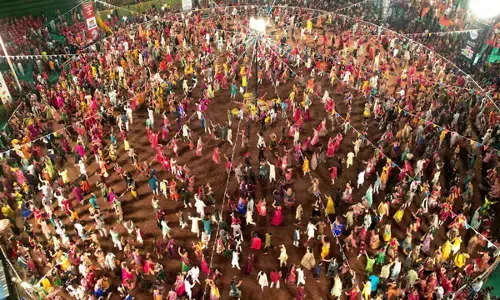 गरबा खेलते समय 17 साल के लड़के की मौत, नवरात्रि उत्सव पर किया गया था आयोजन...