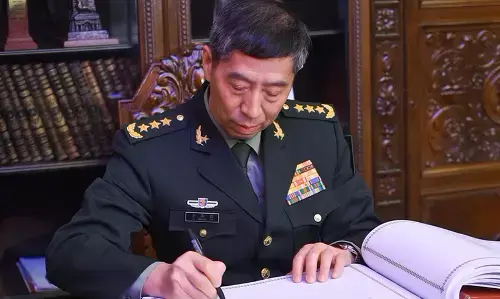 China News: चीन ने रक्षा मंत्री ली शांगफू को किया बर्खास्त, वित्त मंत्री को भी हटाया