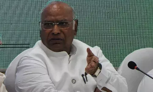 Mallikarjun Kharge: मल्लिकार्जुन खरगे का दावा, विधानसभा वाले पांचों राज्यों में सत्ता हासिल करेगी कांग्रेस