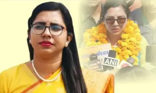 Nisha Bangre News: पूर्व डिप्टी कलेक्टर निशा बांगरे कांग्रेस में हुईं शाम‍िल, कमलनाथ ने दिलाई पार्टी की सदस्‍यता, इस सीट से लड़ेंगी चुनाव?