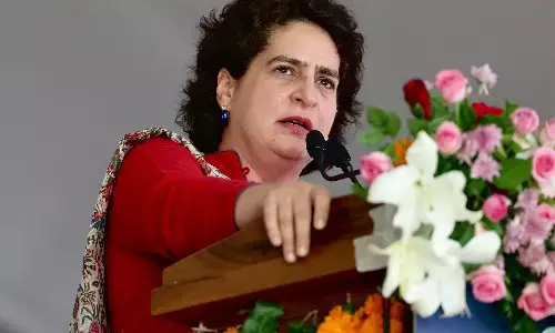Priyanka Gandhi News: गाजा में युद्धविराम के लिए मतदान से भारत के दूर रहने पर प्रियंका ने जताई हैरानी