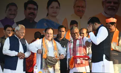 Jharkhand News: रांची में जेपी नड्डा का हेमंत सोरेन पर जोरदार हमला, बोले- इन्होंने जमीन हड़पने के लिए माता-पिता का नाम तक बदल दिया