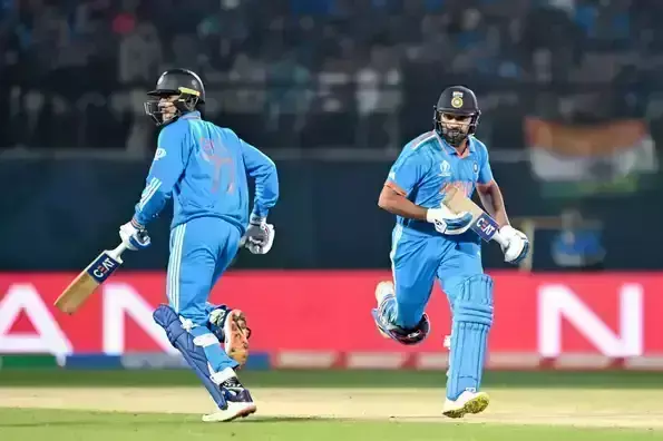 ICC Cricket World Cup 2023 : भारत ने इंग्लैंड को दिया 230 रनों का लक्ष्य, रोहित का शतक चूका तो सूर्या का अर्धशतक...