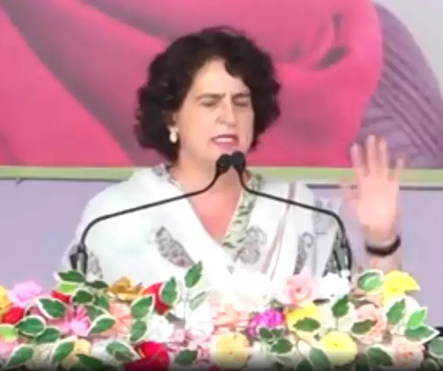 Chhattisgarh Assembly Election 2023: CG रसोई गैस पर सब्सिडी- बिजली फ्री: खैरागढ़ में कांग्रेस के चुनावी सभा के मंच से प्रियंका गांधी ने की कई बड़ी घोषणाएं