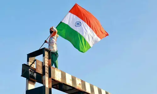 MP Election 2023: कांग्रेस हाईकमान मध्य प्रदेश में आपसी खींचतान से खुश नहीं, प्रदेश के नेताओं के साथ किया मंथन