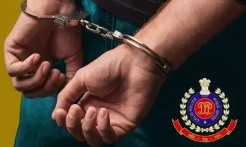 Delhi Crime News: दिल्ली पुलिस ने गोगी गिरोह के एक शार्पशूटर को किया गिरफ्तार, जबरन वसूली में था वांछित
