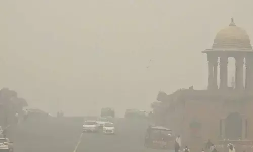 Delhi Air Pollution: प्रदूषण के टूटे सारे रिकॉर्ड, खतरनाक स्तर से 100 गुणा ज्यादा जहरीली हुई हवा