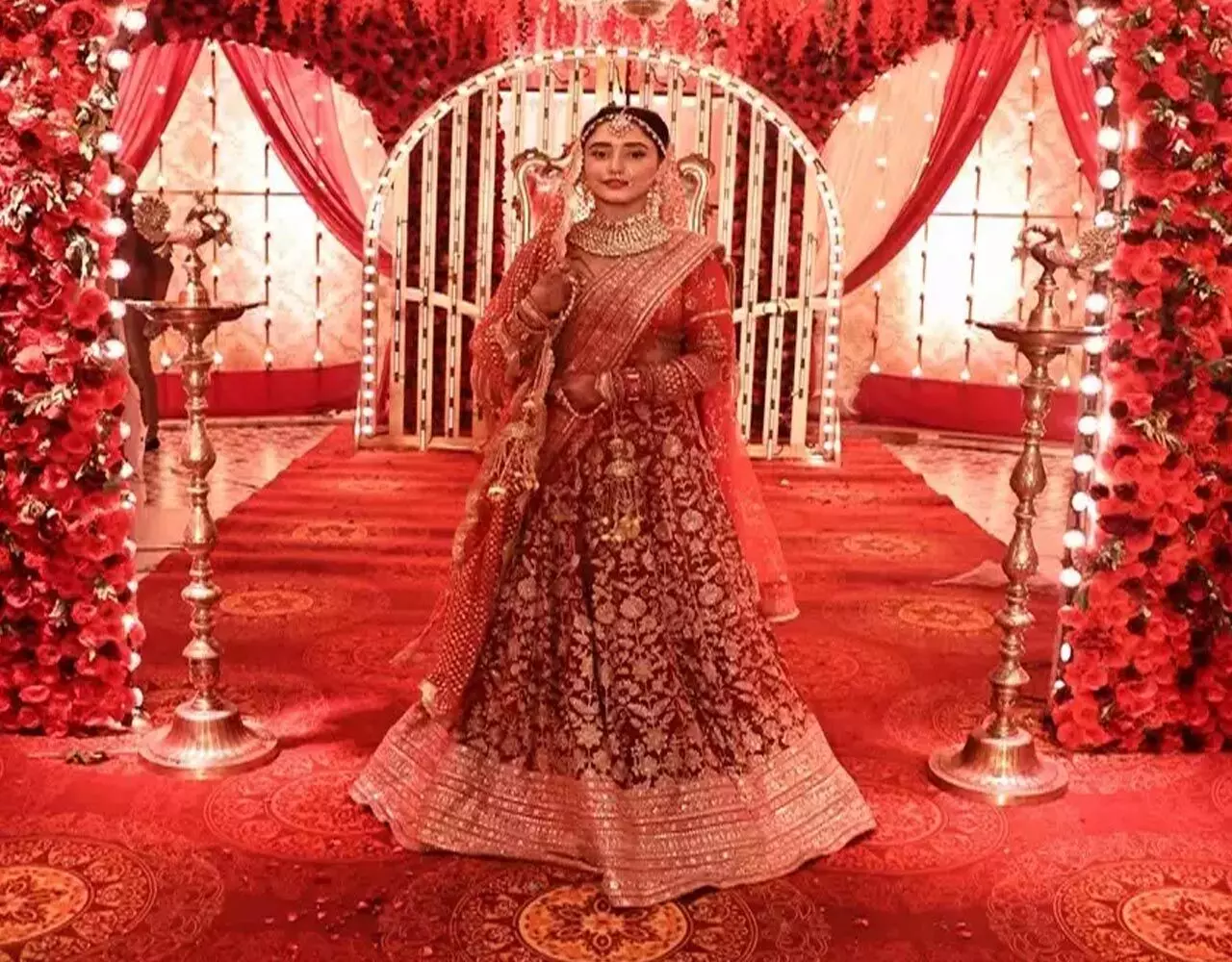 Bride wears pink lehenga choli | दुल्हन ने अपनी शादी में पहनी पिंक लहंगा -चोली