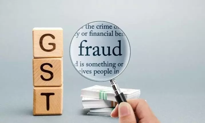 GST Fraud: ₹1,481 करोड़ के फर्जी GST चालान का भंडाफोड़, बैंक अधिकारी भी फंसे; जानें पूरा मामला