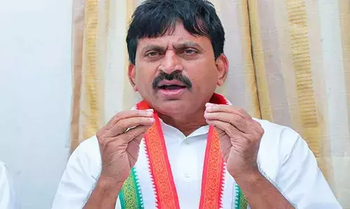 Ponguleti Srinivasa Reddy: तेलंगाना कांग्रेस नेता पोंगुलेटी श्रीनिवास रेड्डी के घर पर आयकर विभाग की छापेमारी