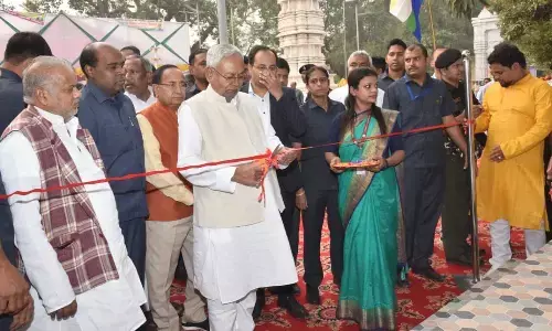 Bihar News: CM नीतीश कुमार ने पावापुरी महोत्सव का किया शुभारंभ, श्वेतांबर जैन मंदिर में की पूजा अर्चना