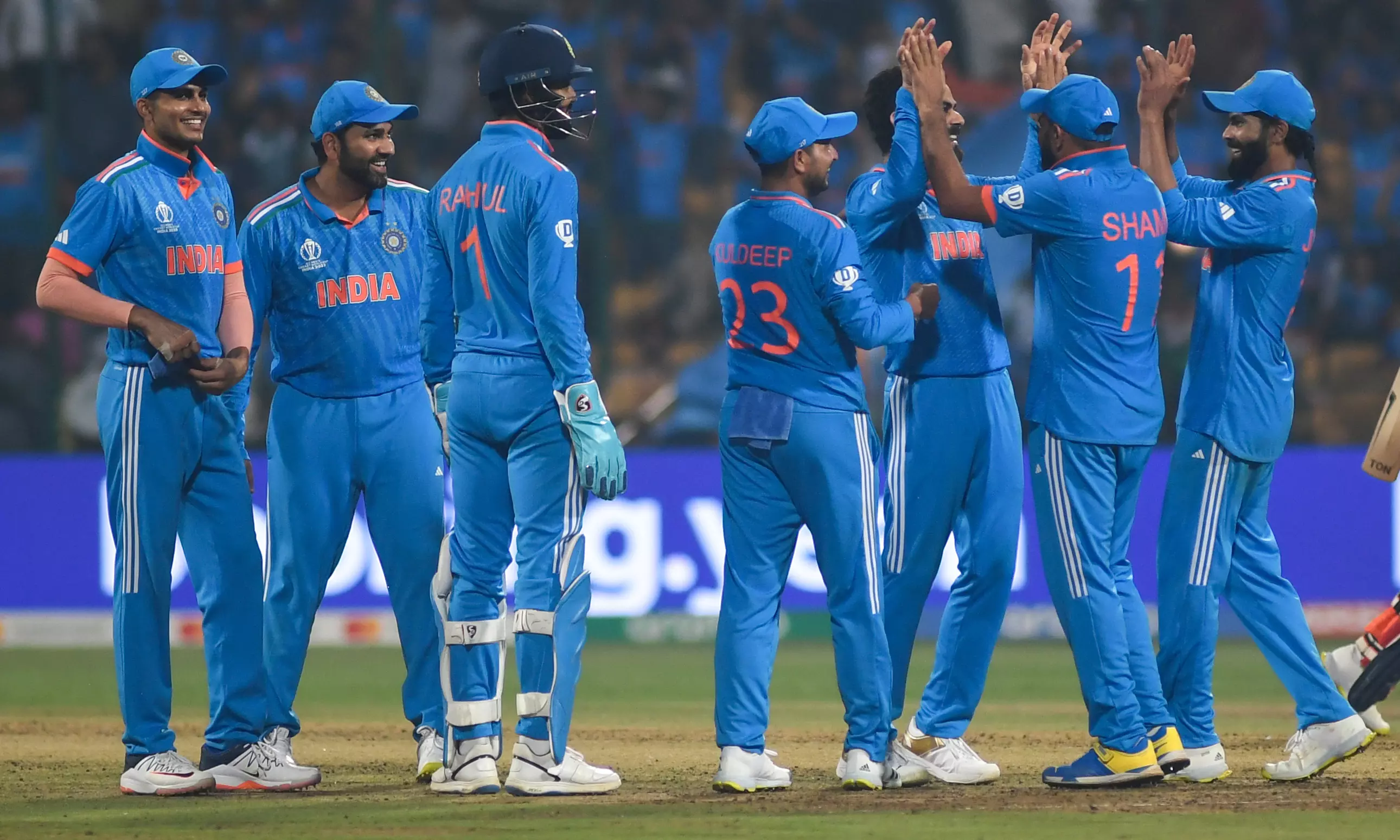 CWC 2023: भारतीय टीम के कोच द्रविड़ बोले- टीम इंडिया विश्व कप सेमीफाइनल के दबाव से निपटने को लेकर तैयार CWC 2023: भारतीय टीम के कोच द्रविड़ बोले- टीम इंडिया विश्व कप सेमीफाइनल के दबाव से निपटने को लेकर तैयार