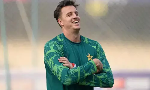 ICC Cricket World Cup 2023 : पाकिस्तान टीम के टूर्नामेंट से बाहर होने के बाद बॉलिंग कोच का इस्तीफा....