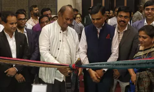 Delhi Trade Fair 2023: उत्तर प्रदेश के मुख्य सचिव ने ट्रेड फेयर में यूपी पवेलियन का किया शुभारंभ