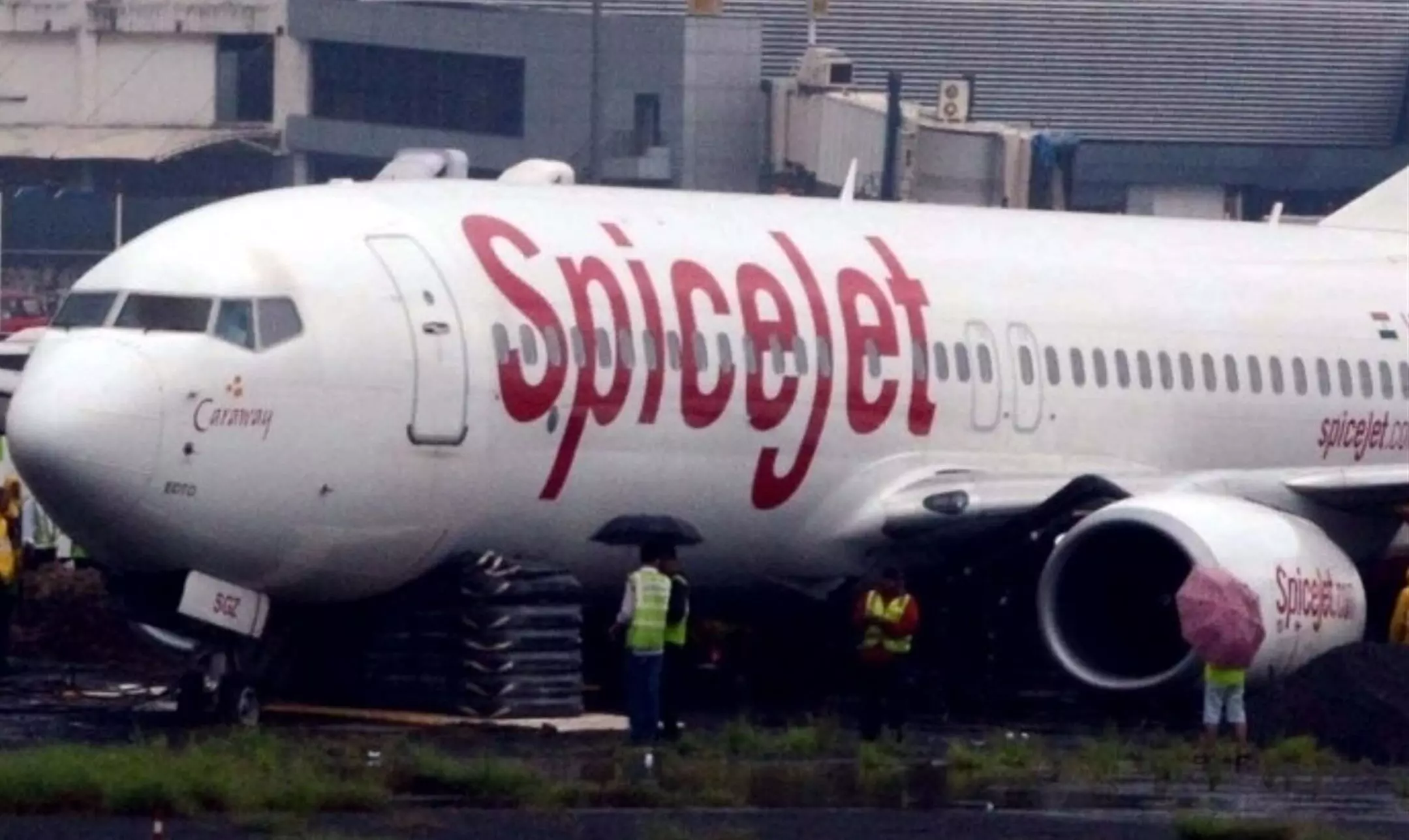SpiceJet Flights: स्पाइसजेट की 10 विशेष फ्लाइटों में 3,000 थाई नागरिकों को तेल अवीव से वापस लाया गया SpiceJet Flights: स्पाइसजेट की 10 विशेष फ्लाइटों में 3,000 थाई नागरिकों को तेल अवीव से वापस लाया गया