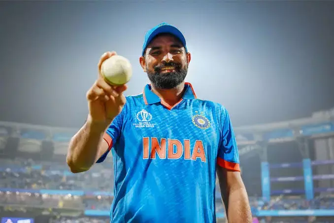 पारिवारिक पिच पर नाकाम रहे मोहम्मद शमी ने क्रिकेट की पिच पर शानदार प्रदर्शन किया है