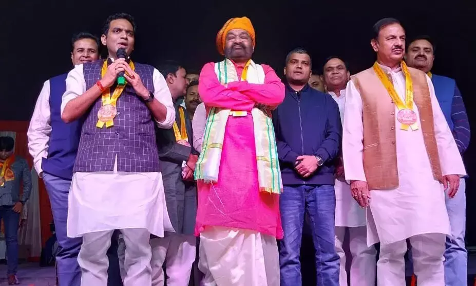 Pankaj Singh News: नोएडा विधायक पंकज सिंह को कानपुर की जिम्मेदारी, प्रमोद गुप्ता को गौतमबुद्ध नगर का बनाया गया प्रभारी Pankaj Singh News: नोएडा विधायक पंकज सिंह को कानपुर की जिम्मेदारी, प्रमोद गुप्ता को गौतमबुद्ध नगर का बनाया गया प्रभारी