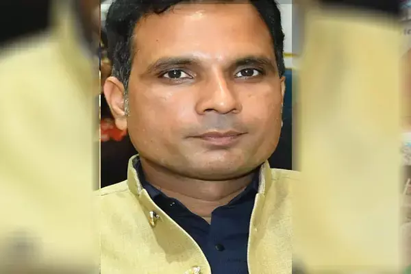 विवेक दुबे बने सर्व शिक्षक संघ के प्रदेश संयोजक, प्रदेश अध्यक्ष के रूप में 3 वर्ष का कार्यकाल पूर्ण करके स्वेच्छा से दे दिया था पद से इस्तीफा