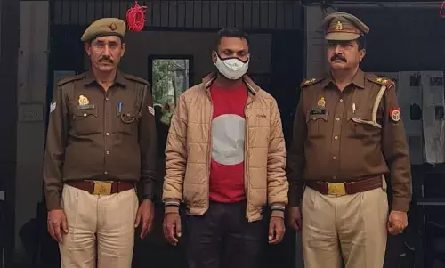 Noida Crime News: नोएडा में महिला डॉक्टर से हुआ छेड़छाड़, आरोपी ड्राइवर गिरफ्तार