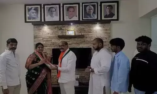 Telangana News Hindi: कांग्रेस में शामिल हुईं टीडीपी की पूर्व नेता और अभिनेत्री दिव्यवाणी