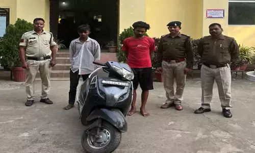 Raigarh News: चोरी की स्कूटी को बेचने की फिराक में घूम रहे दो आरोपी गिरफ्तार…