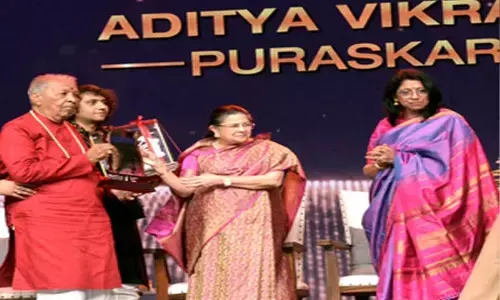 बांसुरी वादक पं. हरिप्रसाद चौरसिया शीर्ष बिड़ला पुरस्कार से सम्मानित