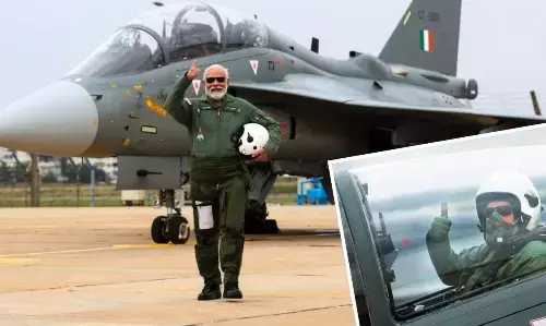 Santanu Sen News: तेजस में PM मोदी की उड़ान पर TMC नेता शांतनु सेन के बिगड़े बोल, कहा - क्रैश न हो जाए जेट