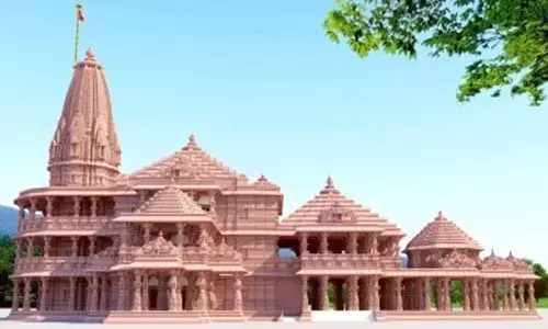 Ayodhya Ram Mandir: मंदिर परिसर में स्थापना के लिए तैयार हो रही जटायु की मूर्ति