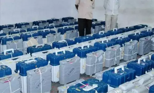 MP Assembly Election: वोटिंग के बाद स्ट्रांग रूम की सुरक्षा पर सवाल, कांग्रेस ने लगाए गंभीर आरोप