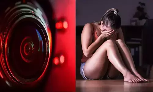 Bengaluru Crime News: लड़की ने खोली बॉयफ्रेंड के फोन की गैलरी तो उड़ गए होश, मिली लड़कियों की 13,000 नग्न तस्वीरें