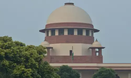 सुरजागढ़ खदान आगजनी मामला : सुप्रीम कोर्ट ने वकील गाडलिंग की जमानत याचिका पर महाराष्ट्र सरकार से 7 दिन में जवाब मांगा