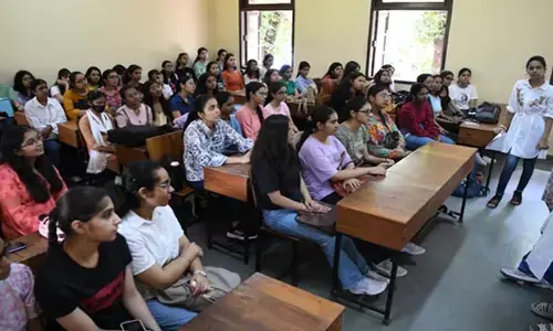 12 हजार रुपए की छात्रवृत्ति, 31 दिसंबर आवेदन की आखिरी तारीख