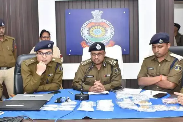CG Durg News: 7 शातिर चोर गिरफ्तार, 64 लाख का सामान भी जब्त, रेसिंग बाइक में घूम-घूमकर करते थे चोरी