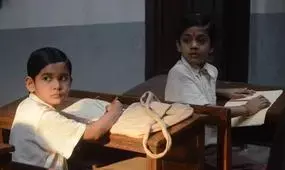 Bollywood News: राजनेता के बचपन को प्रस्तुत करने वाला अटल पहला शो...