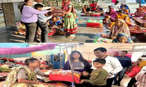 Bilaspur News: SP संतोष सिंह परिवार के साथ पहुंचे आश्रम...समस्याएं सुनने के बाद बांटे कंबल, ड्रायफ्रूट, मिठाइयां