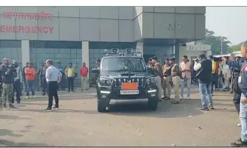 Jamshedpur News: जमशेदपुर में अंधाधुंध फायरिंग में जमीन कारोबारी की मौत, पुलिस जवान घायल