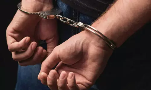 Odisha Loan Fraud: ओडिशा में 3.33 करोड़ की ऋण धोखाधड़ी के आरोप में दो बैंक अधिकारी गिरफ्तार