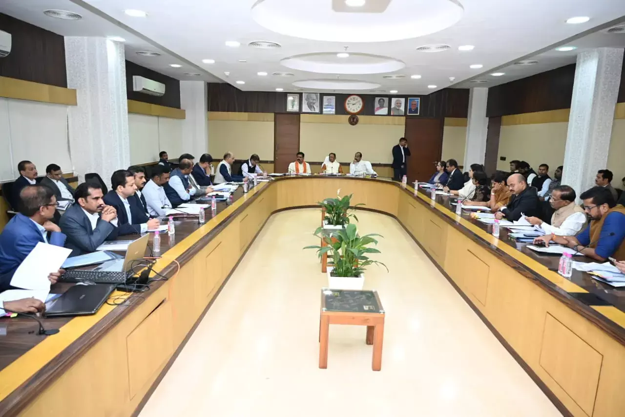 CG Vishnu Cabinet Meeting: CG विष्‍णु कैबिनेट का बड़ा फैसला: सीएम विष्‍णुदेव साय की अध्‍यक्षता 18 लाख गरीबों को आवास देने का फैसला